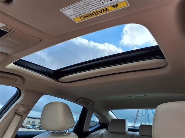 2023 Acura TLX w/Technology Package