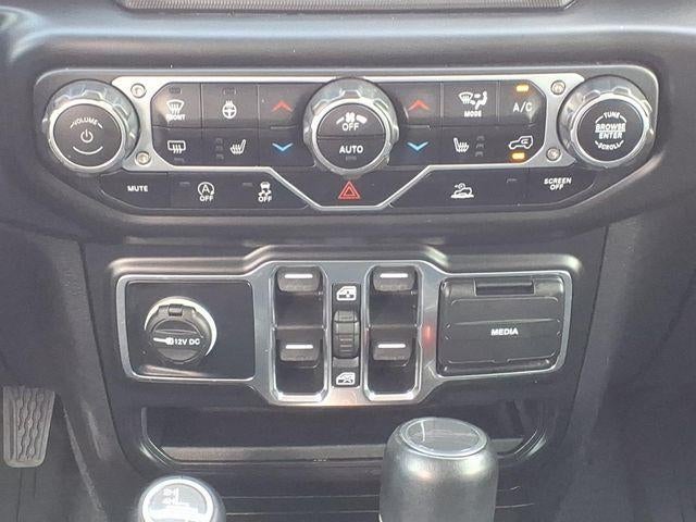 2022 Jeep Gladiator Overland
