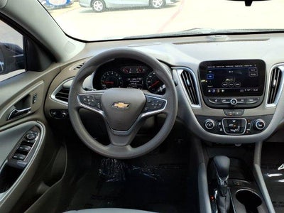 2025 Chevrolet Malibu LS