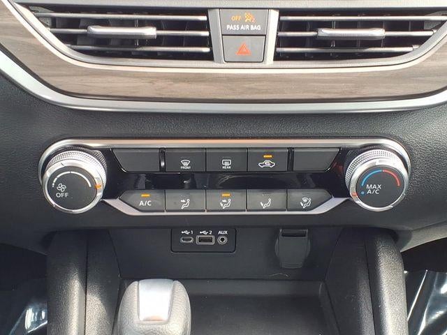 2025 Nissan Altima SV - Photo 17