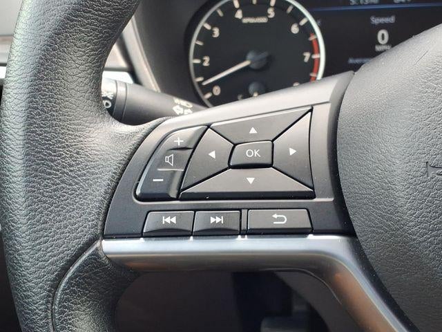 2025 Nissan Altima SV - Photo 21