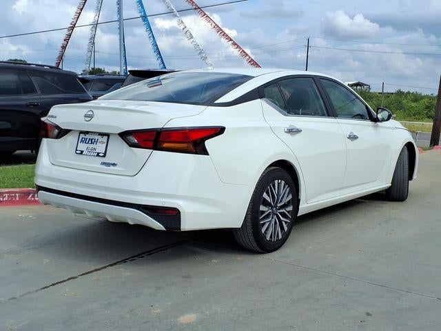 2025 Nissan Altima SV - Photo 6
