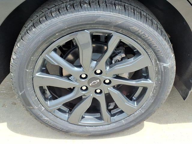 2023 Chevrolet Equinox Base