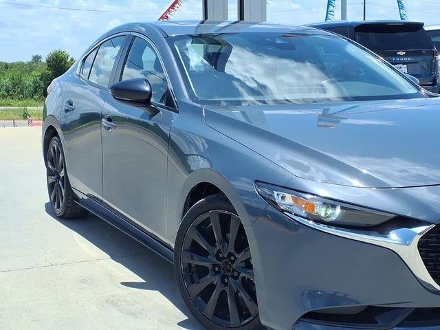 2022 Mazda Mazda3 Sedan Carbon Edition
