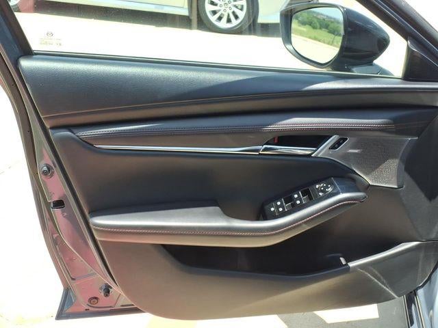 2022 Mazda Mazda3 Sedan Carbon Edition
