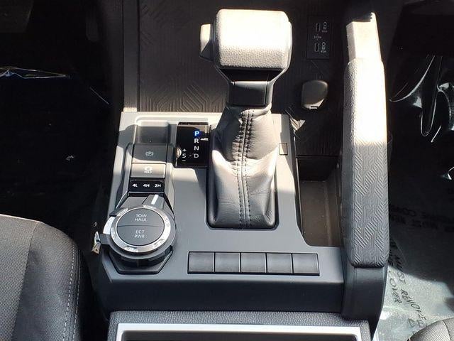 2025 Toyota Tacoma 4WD SR