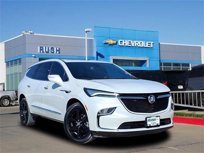 2023 Buick Enclave Essence
