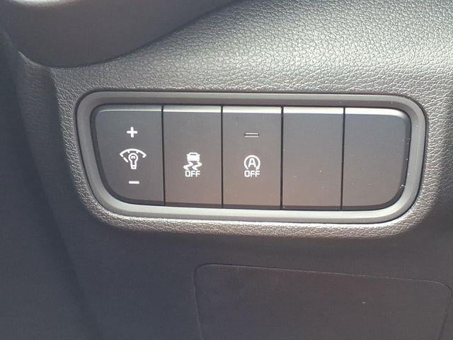 2025 Kia Soul LX - Photo 23